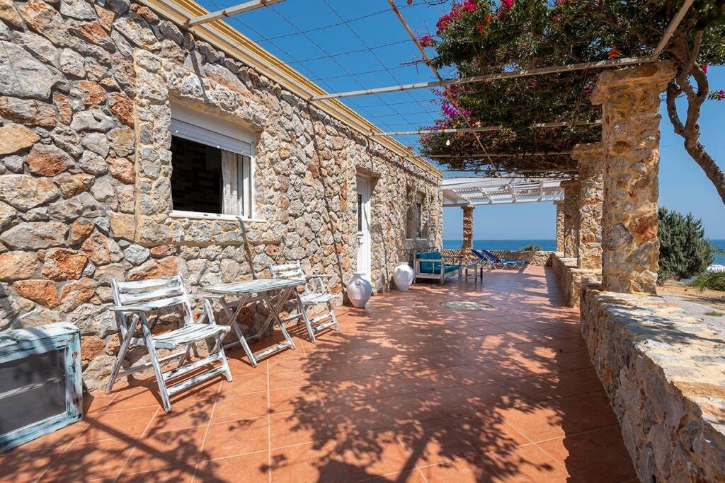 Ktima Sfakia * Kéfalos